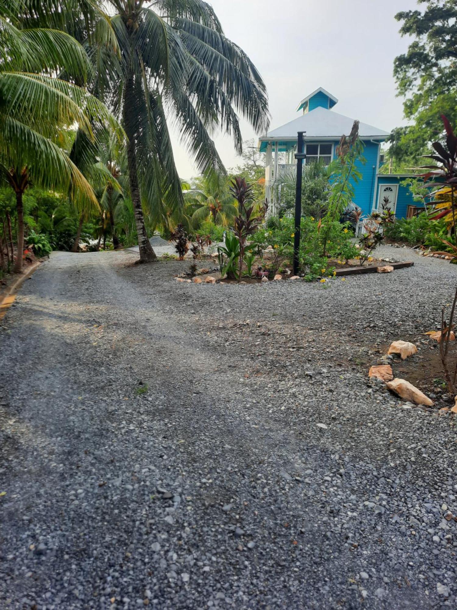 Guava Grove Resort & Villas Sandy Bay Exterior foto