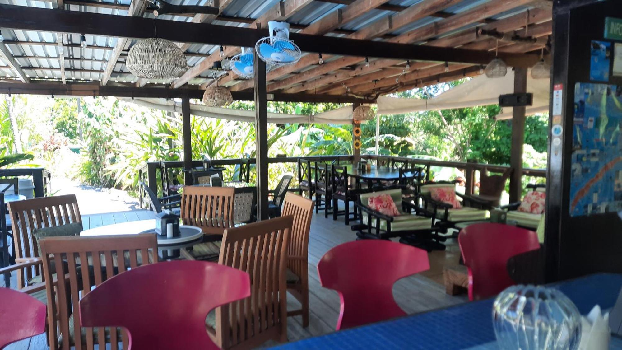 Guava Grove Resort & Villas Sandy Bay Exterior foto