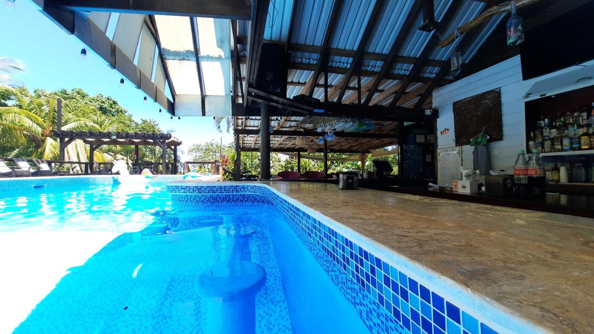 Guava Grove Resort & Villas Sandy Bay Exterior foto